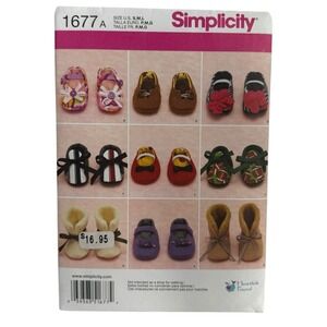 1677 Vintage Simplicity Sewing Pattern Infant Boys Girls Baby Shoe Booties S M L